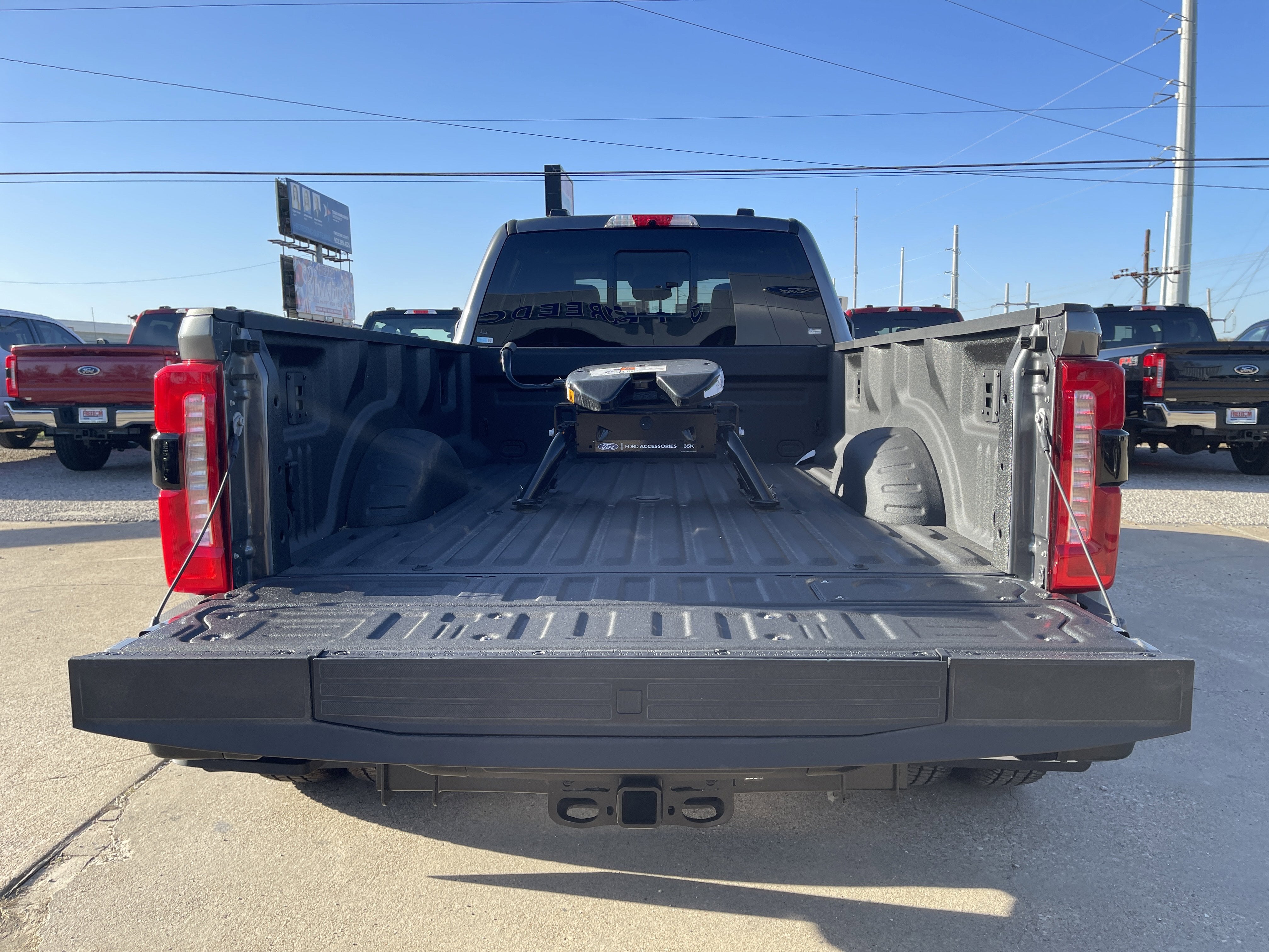 2026 Ford Super Duty F-350 DRW XL