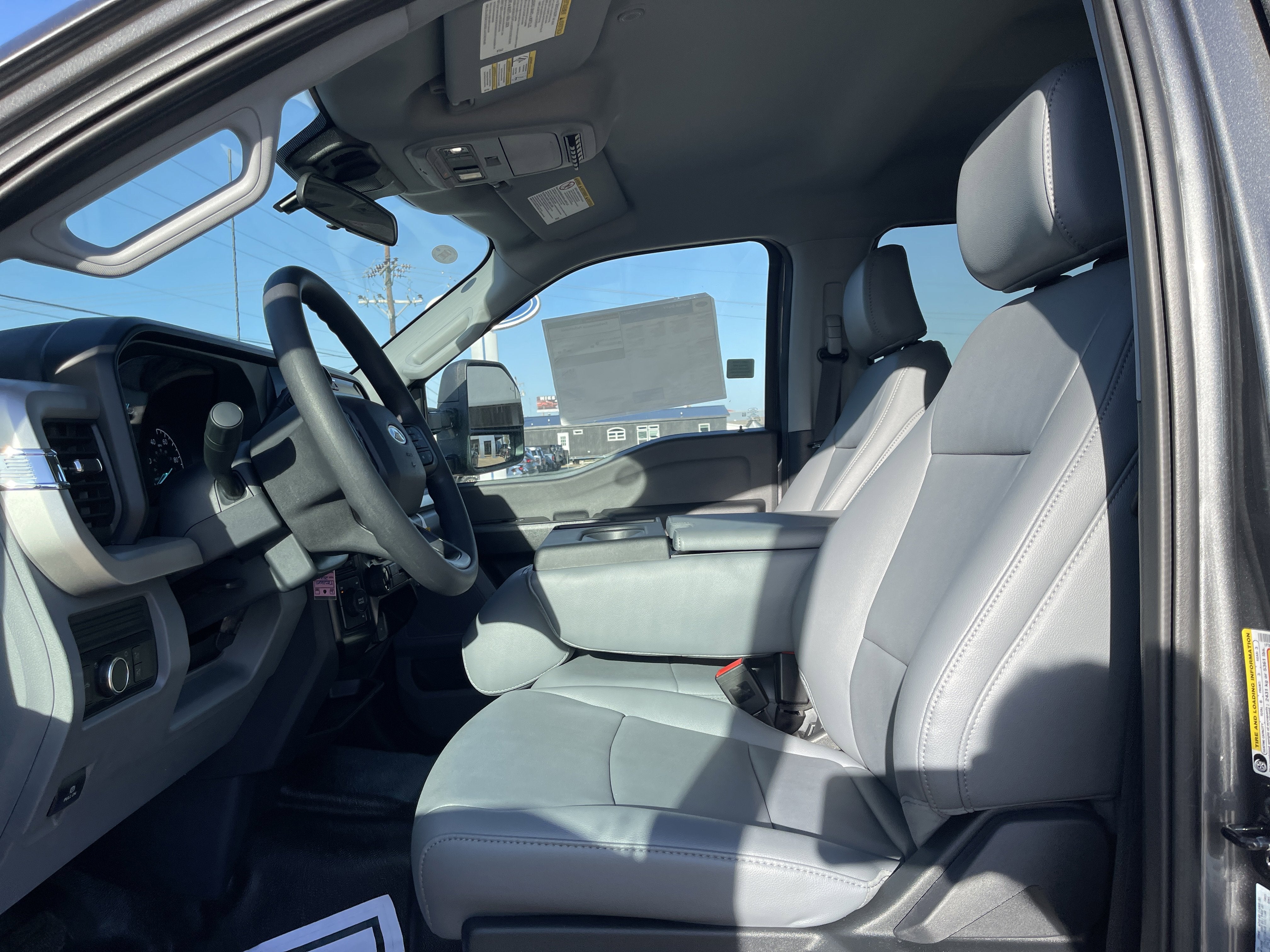 2026 Ford Super Duty F-350 DRW XL