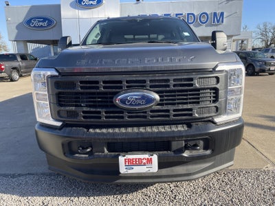 2026 Ford Super Duty F-350 DRW XL