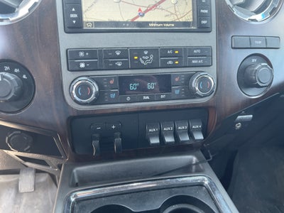 2012 Ford Super Duty F-350 DRW Lariat