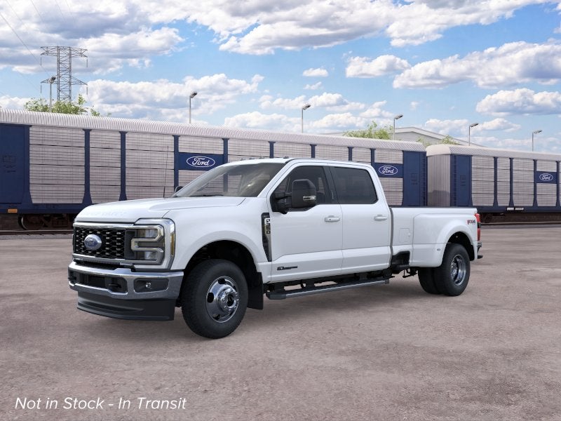 2026 Ford Super Duty F-350 DRW LARIAT