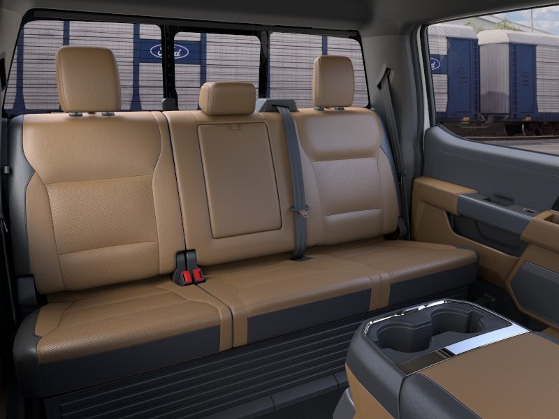 2026 Ford Super Duty F-350 DRW LARIAT