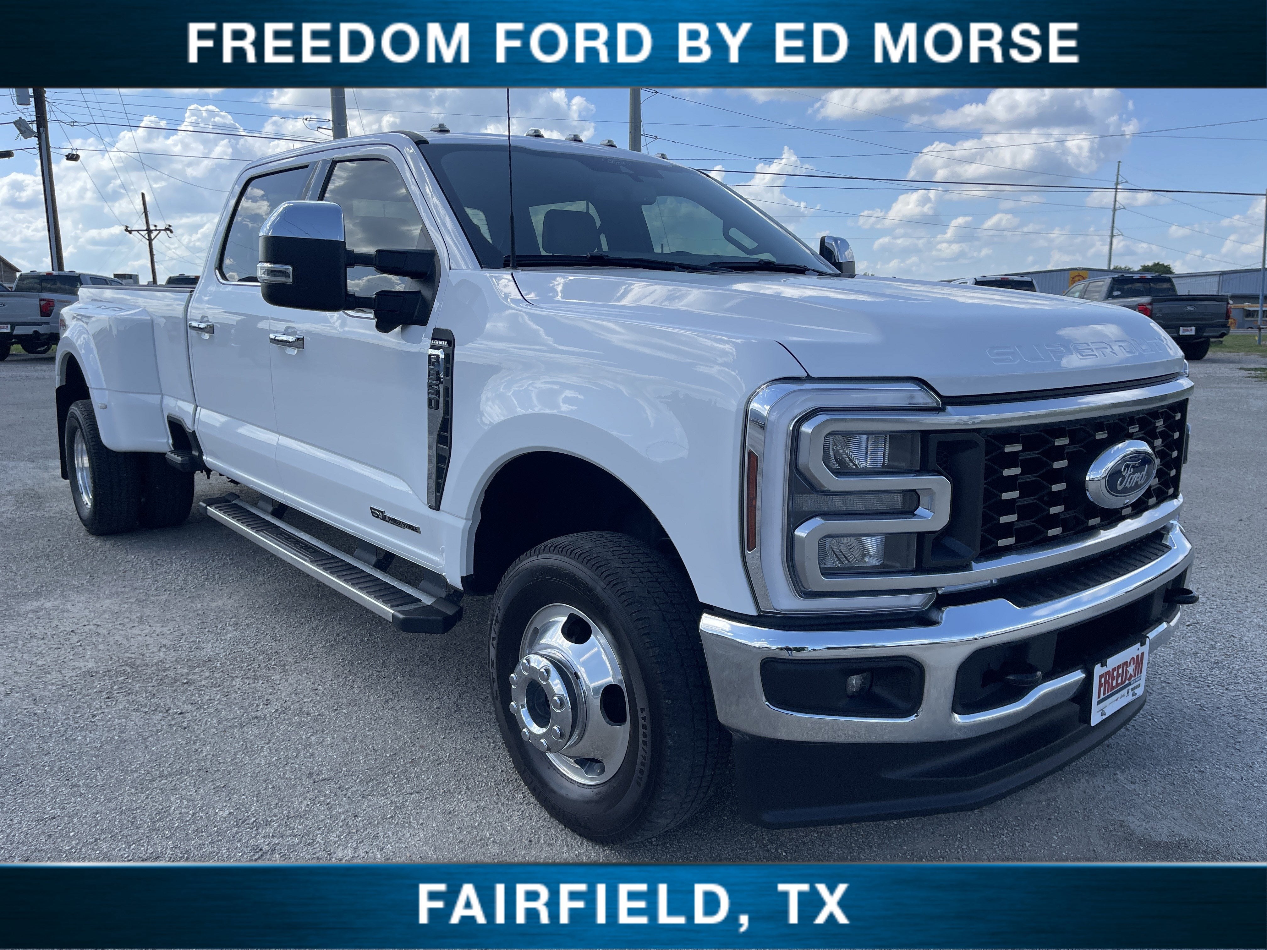 2025 Ford Super Duty F-350 DRW LARIAT