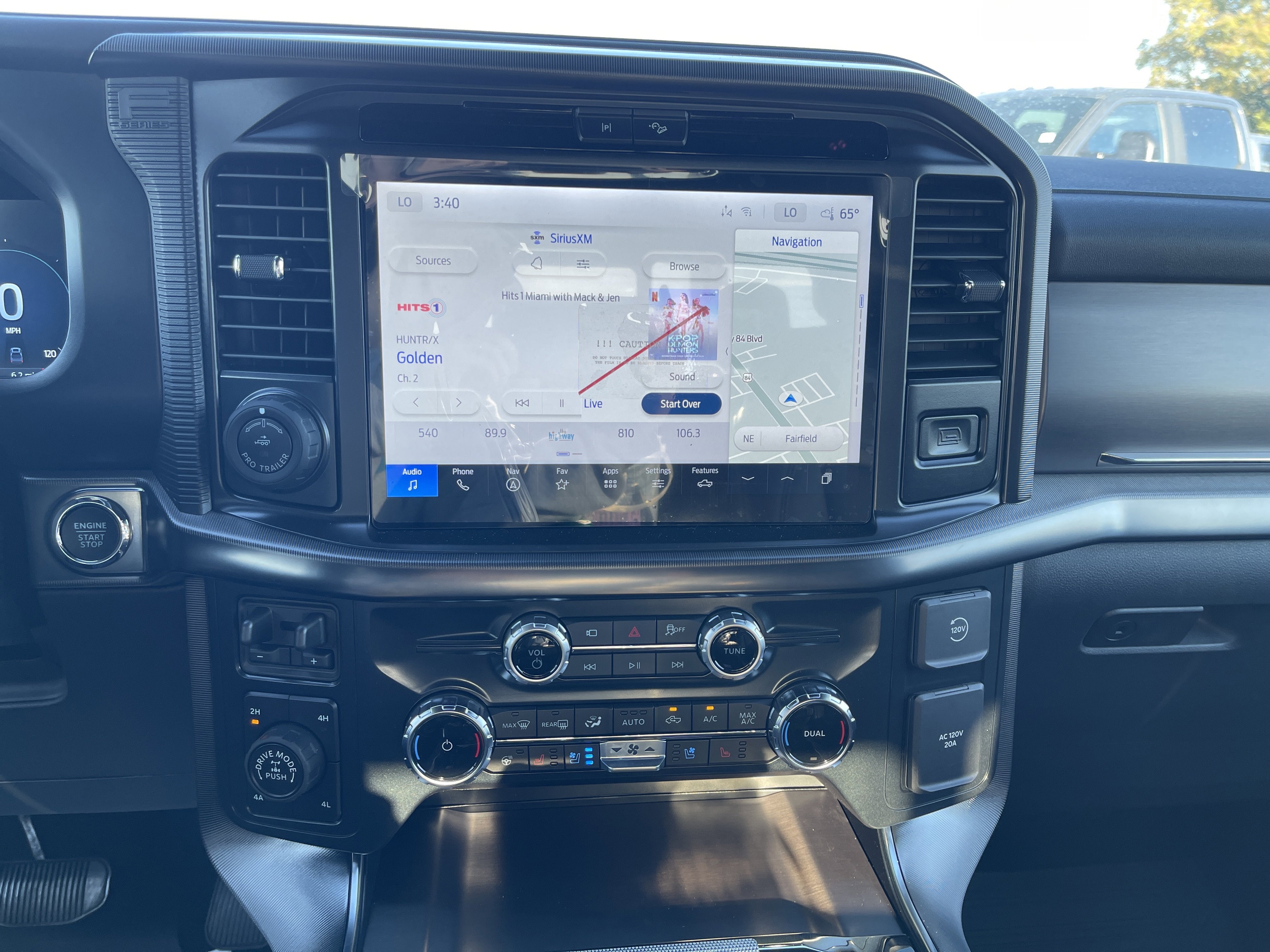 2025 Ford F-150 Platinum