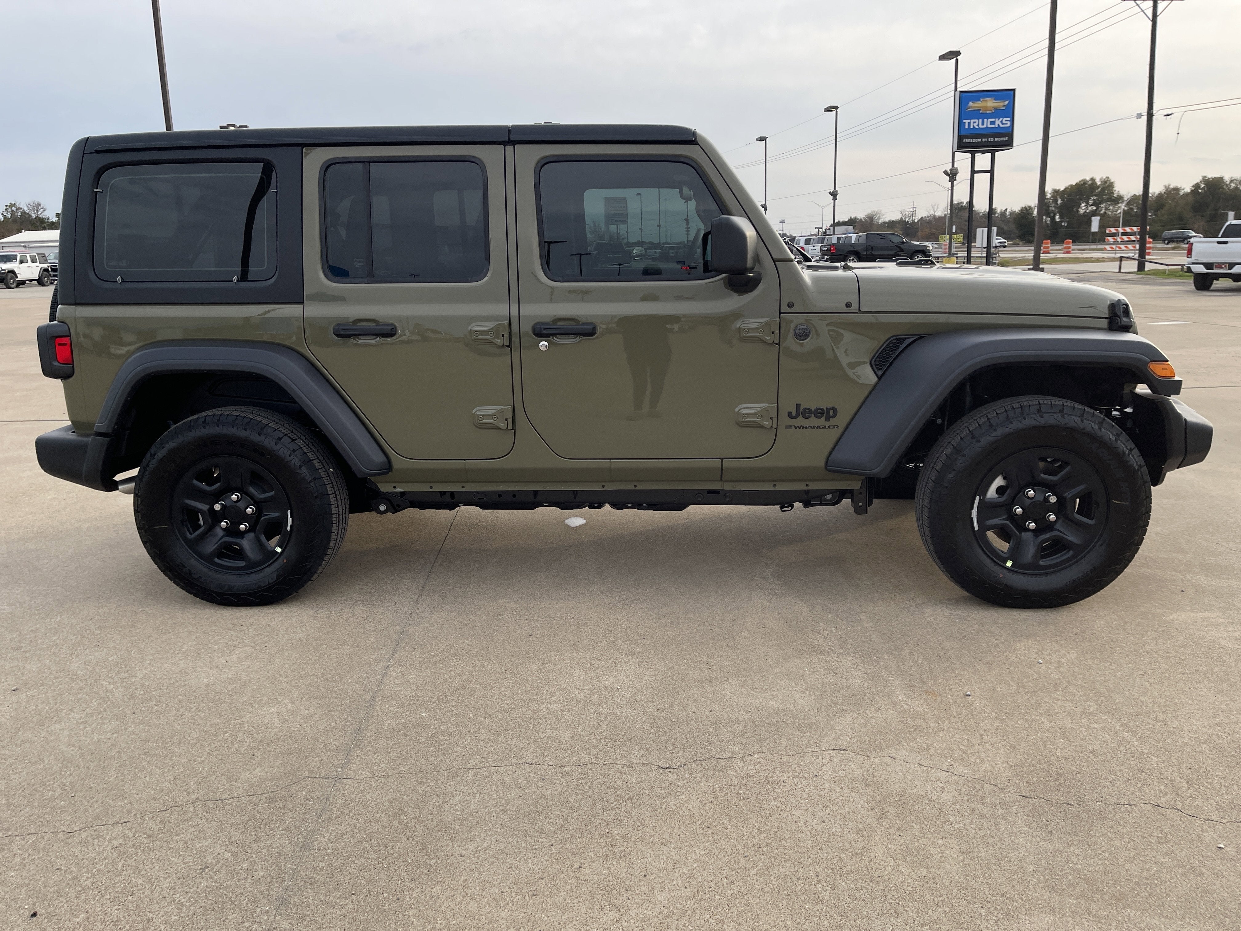 2026 Jeep Wrangler Sport
