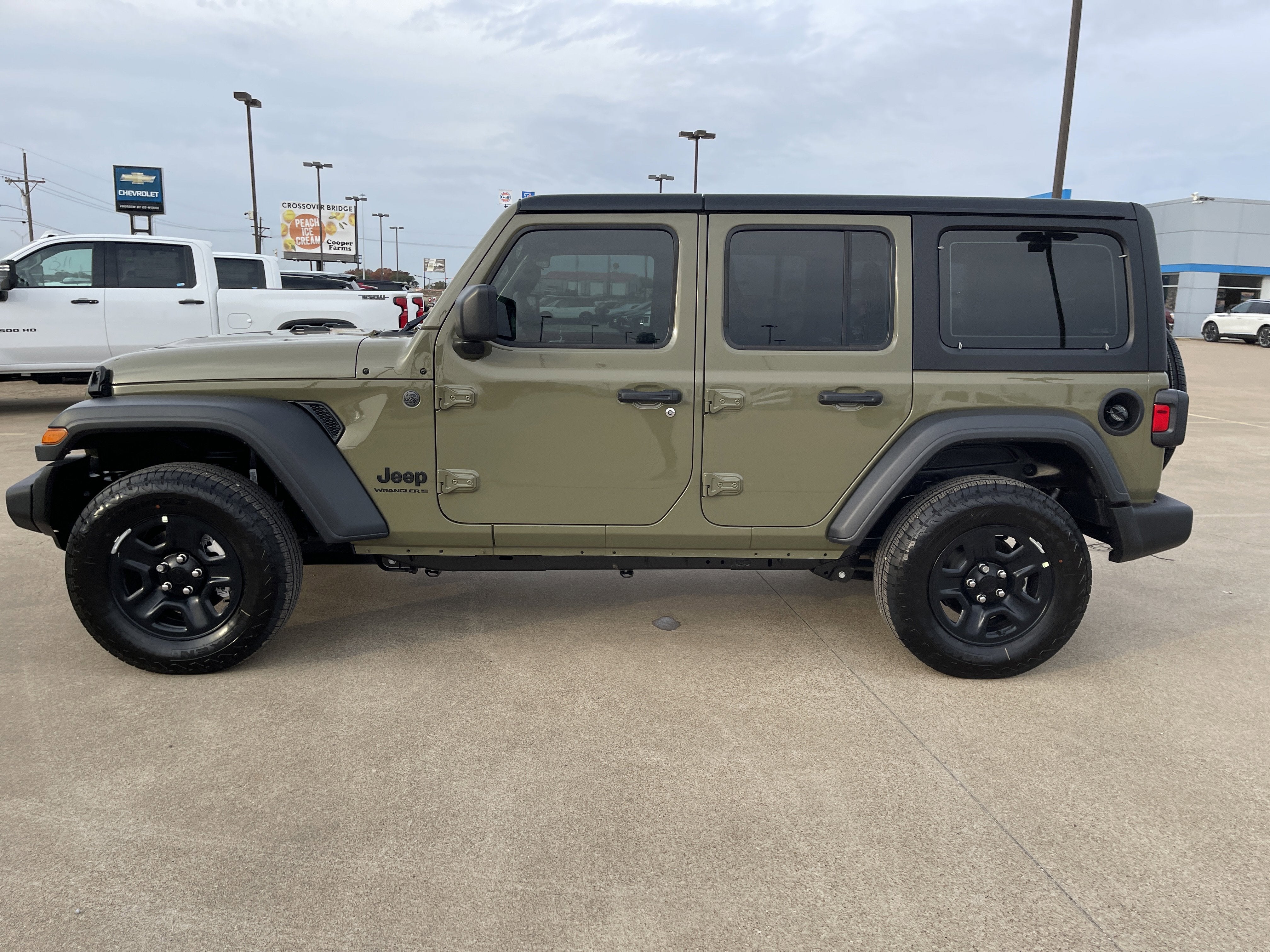 2026 Jeep Wrangler Sport