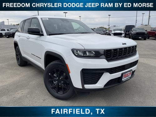 2026 Jeep Grand Cherokee Laredo Altitude