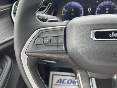 2026 Jeep Grand Cherokee Laredo