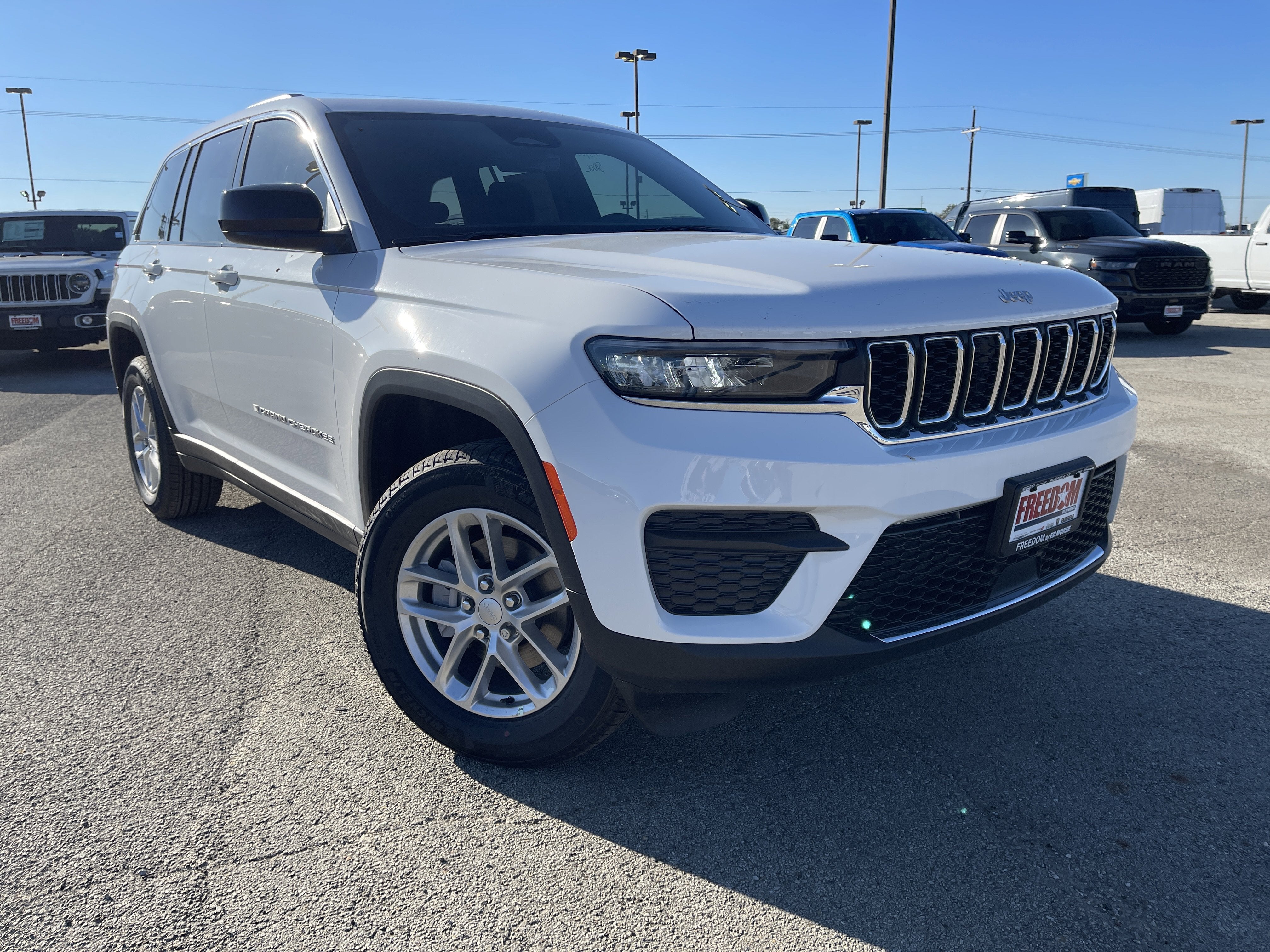 2025 Jeep Grand Cherokee Laredo X