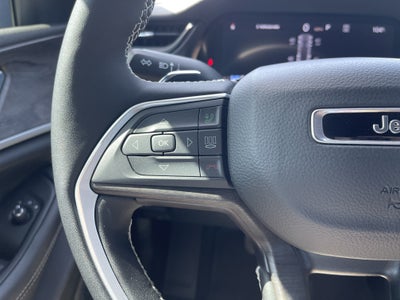 2026 Jeep Grand Cherokee Laredo Altitude