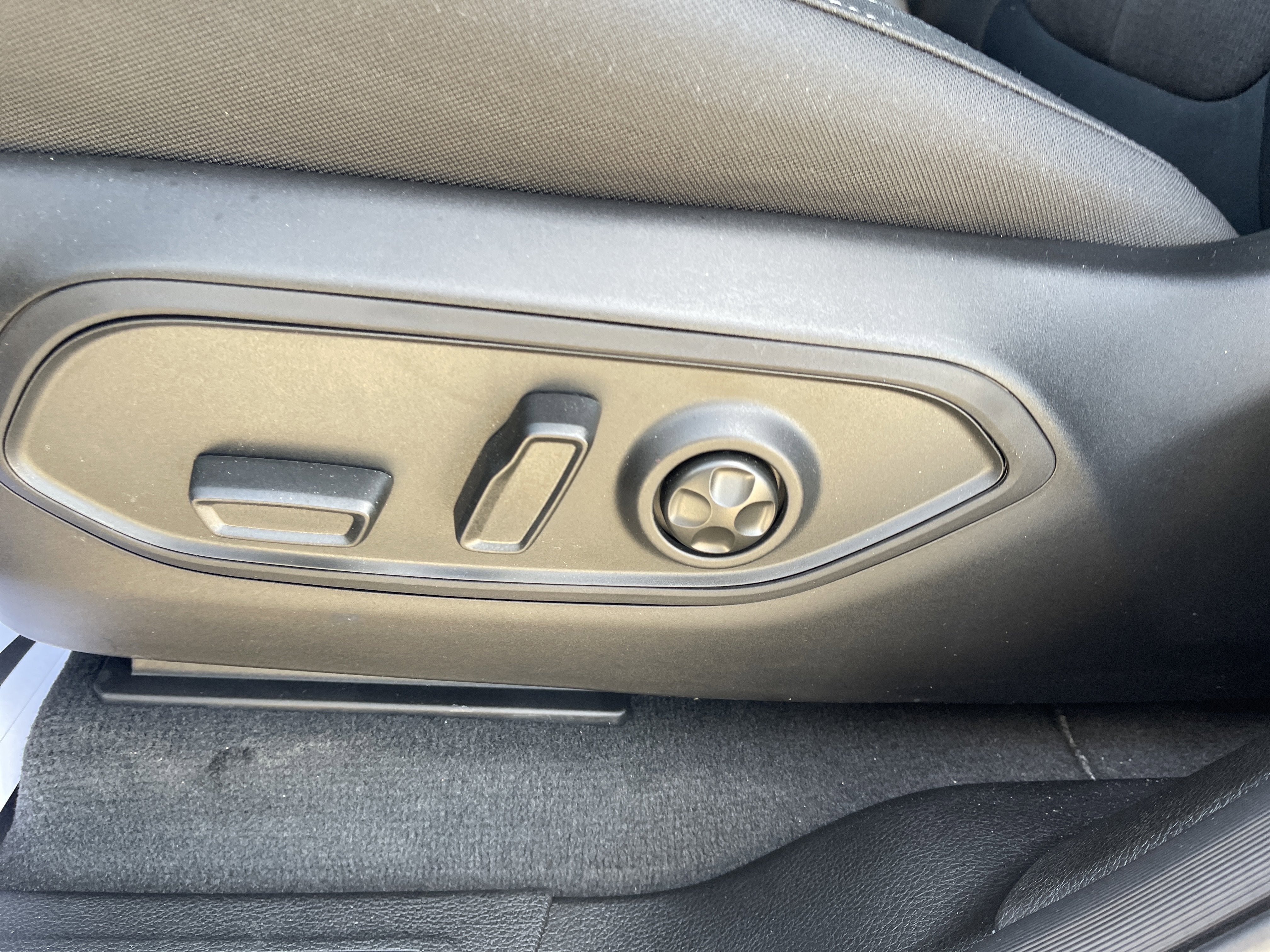 2025 Jeep Grand Cherokee L Laredo X