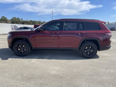 2026 Jeep Grand Cherokee Laredo Altitude