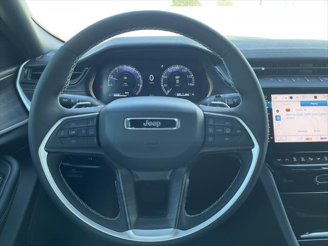 2026 Jeep Grand Cherokee Laredo Altitude