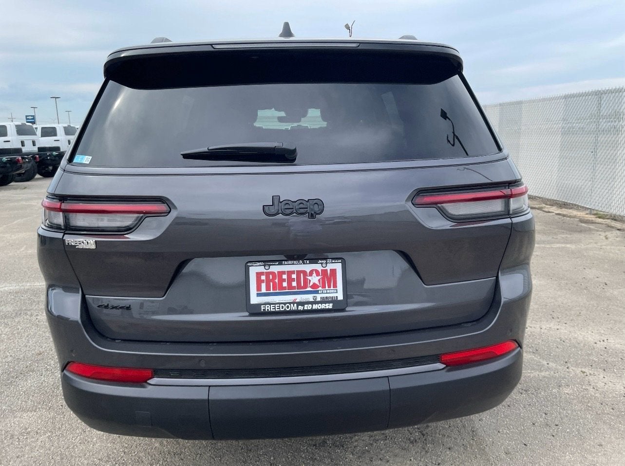 2026 Jeep Grand Cherokee Laredo Altitude