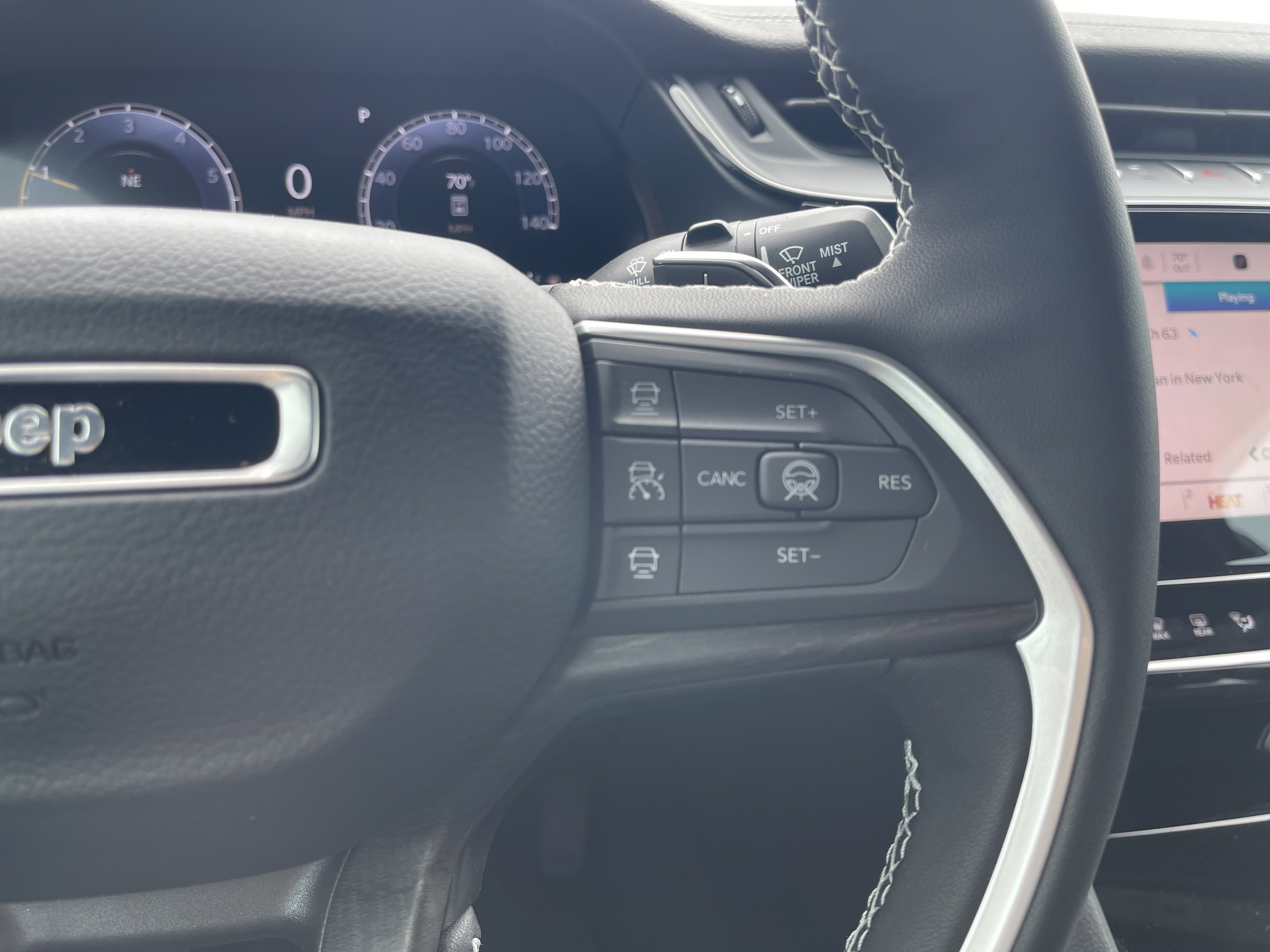 2026 Jeep Grand Cherokee Laredo Altitude