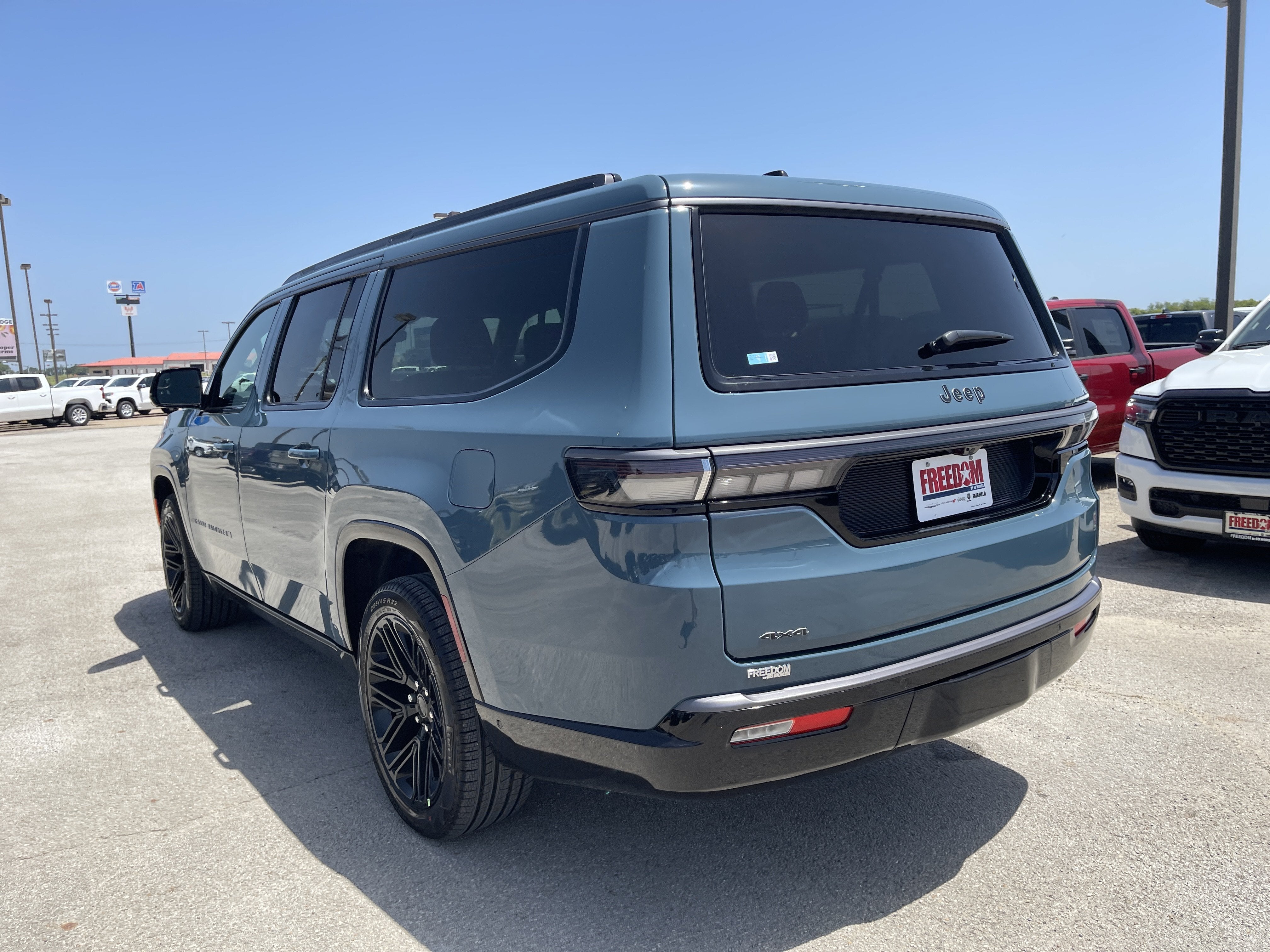 2026 Jeep Grand Wagoneer Limited Reserve