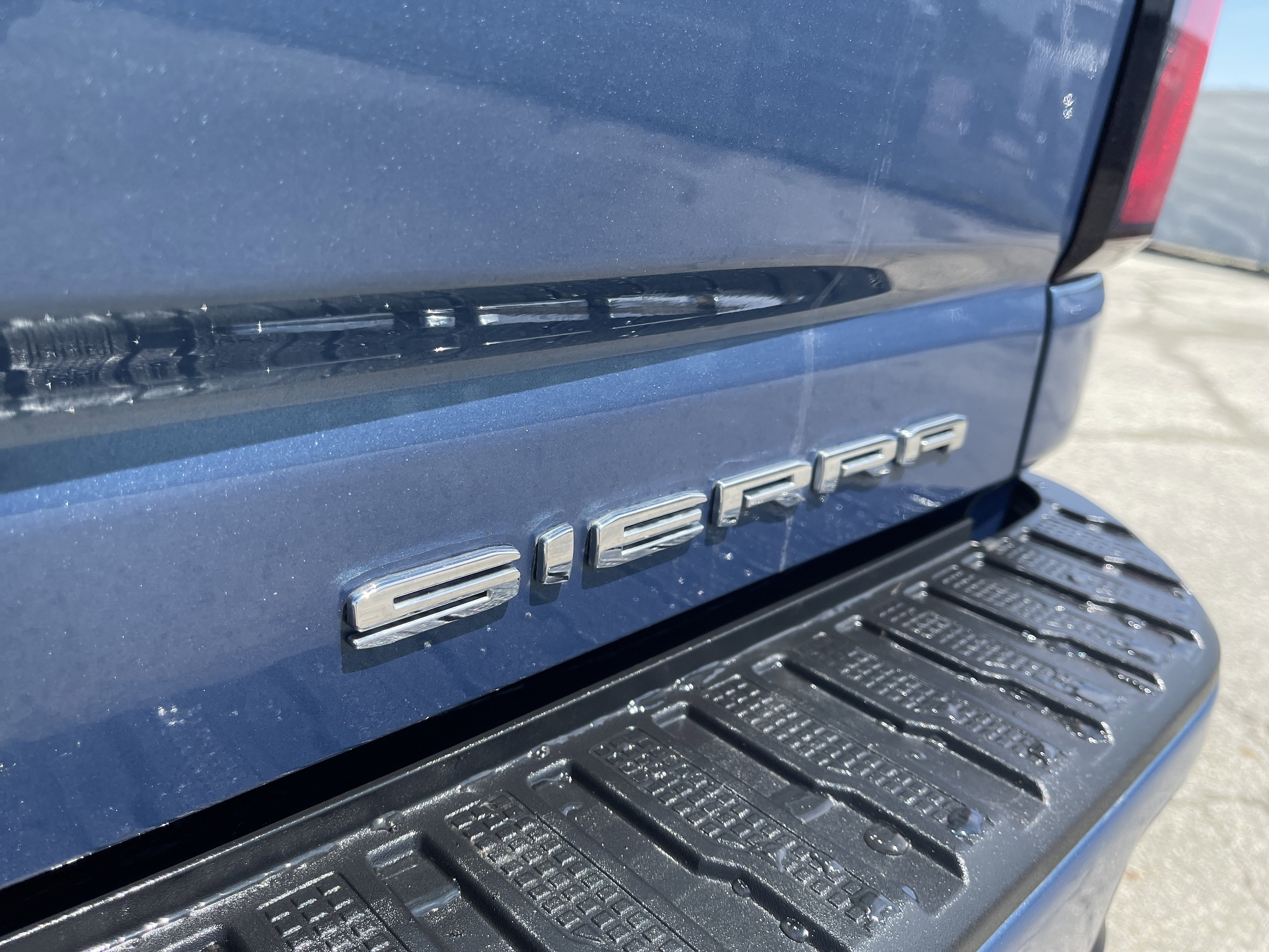 2025 GMC Sierra 2500HD Denali