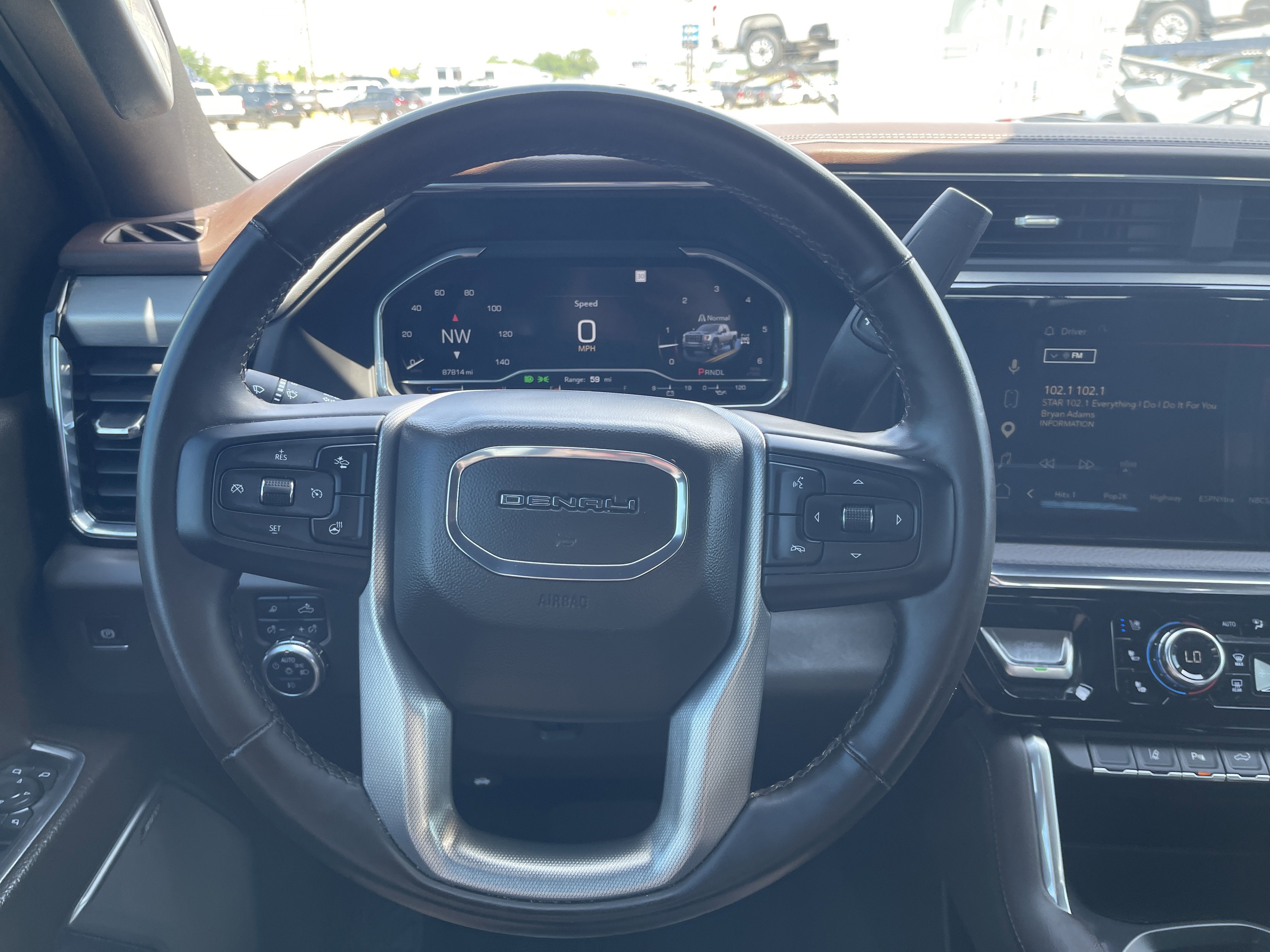 2025 GMC Sierra 2500HD Denali