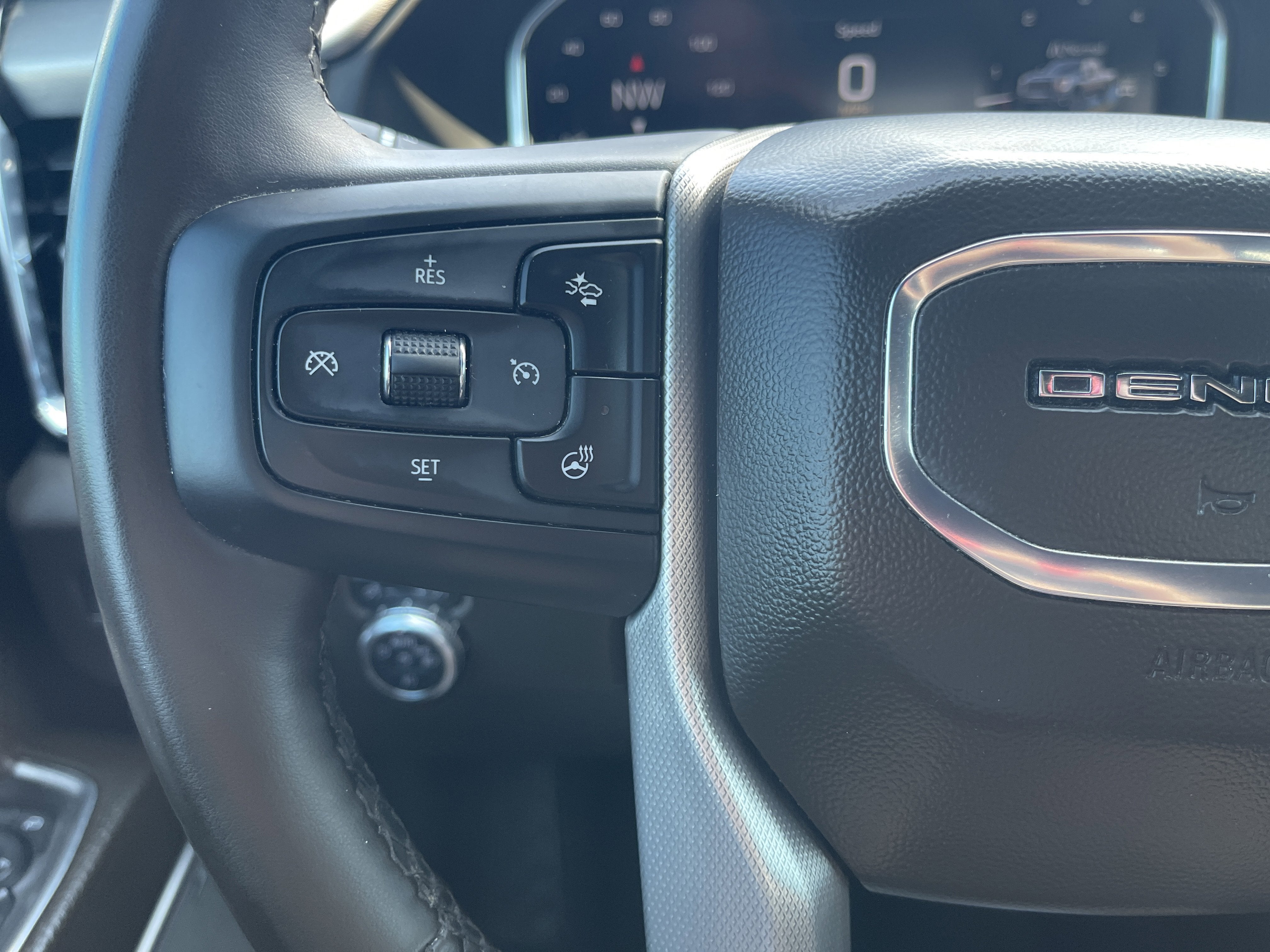 2025 GMC Sierra 2500HD Denali
