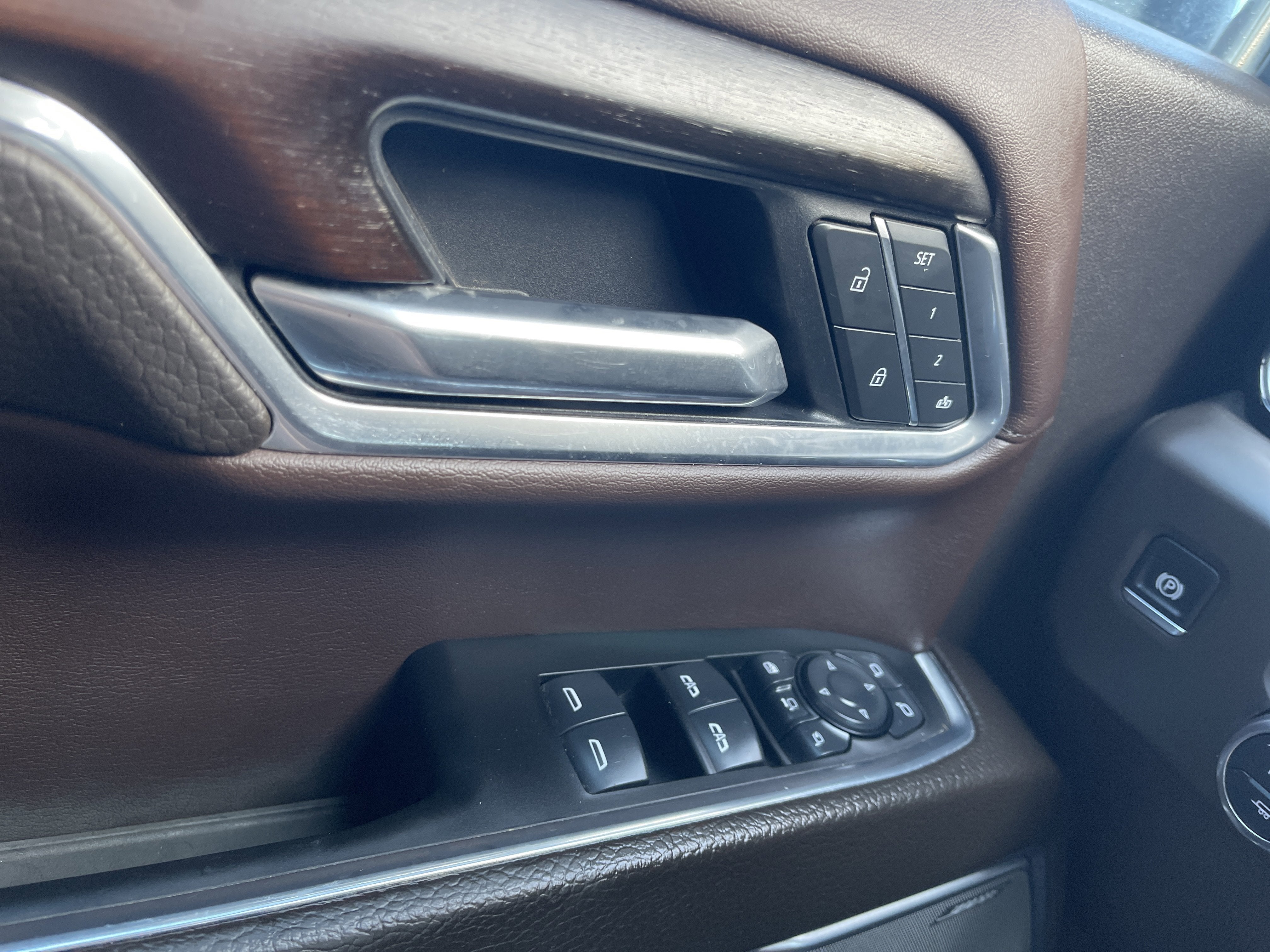 2025 GMC Sierra 2500HD Denali