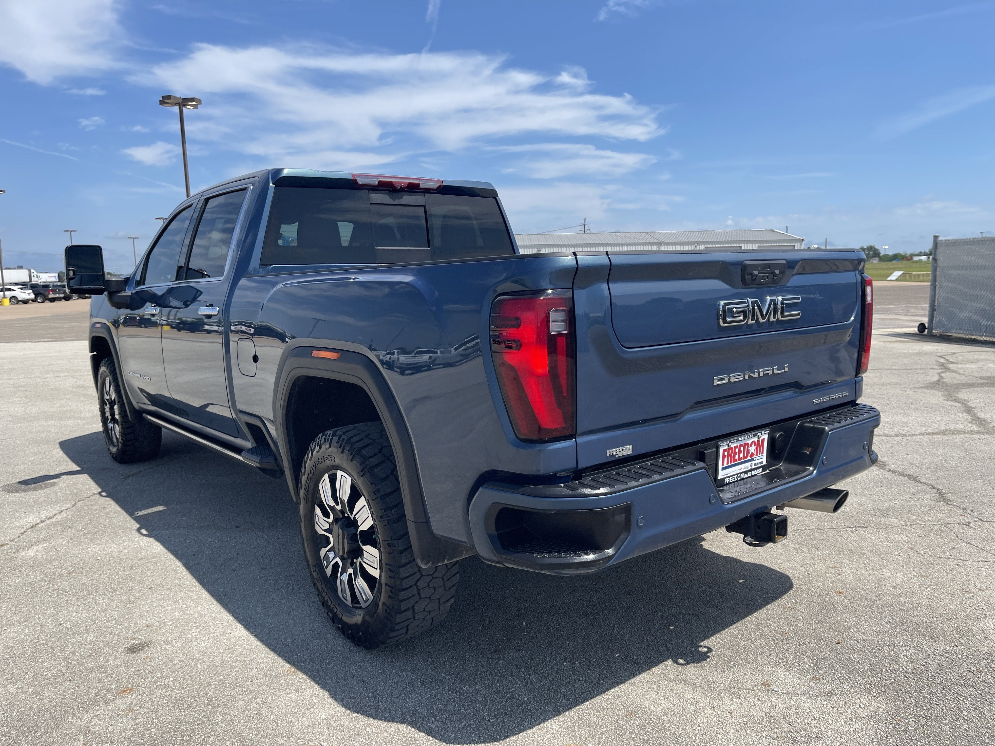 2025 GMC Sierra 2500HD Denali