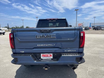 2025 GMC Sierra 2500HD Denali