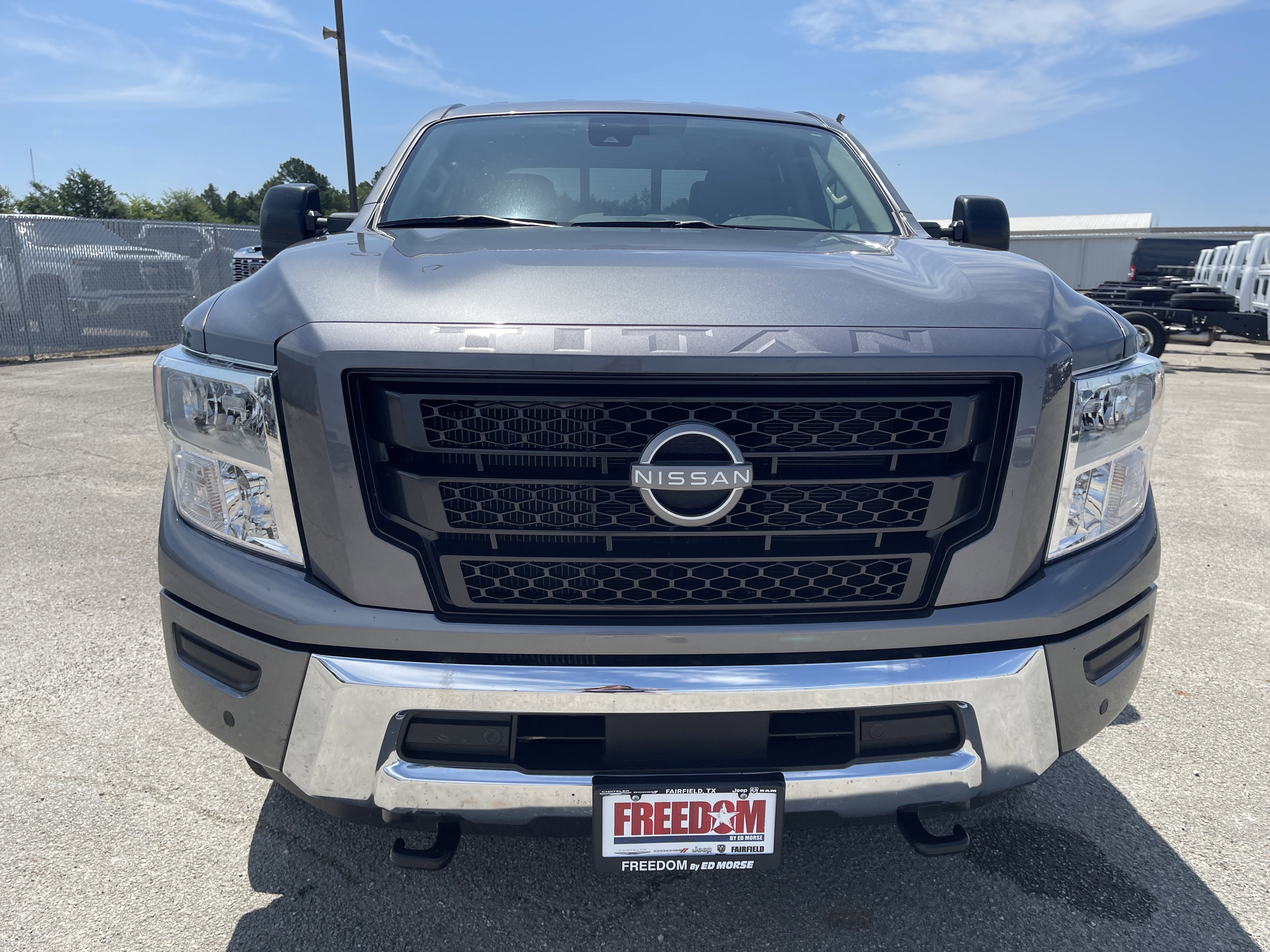 2024 Nissan Titan XD SV