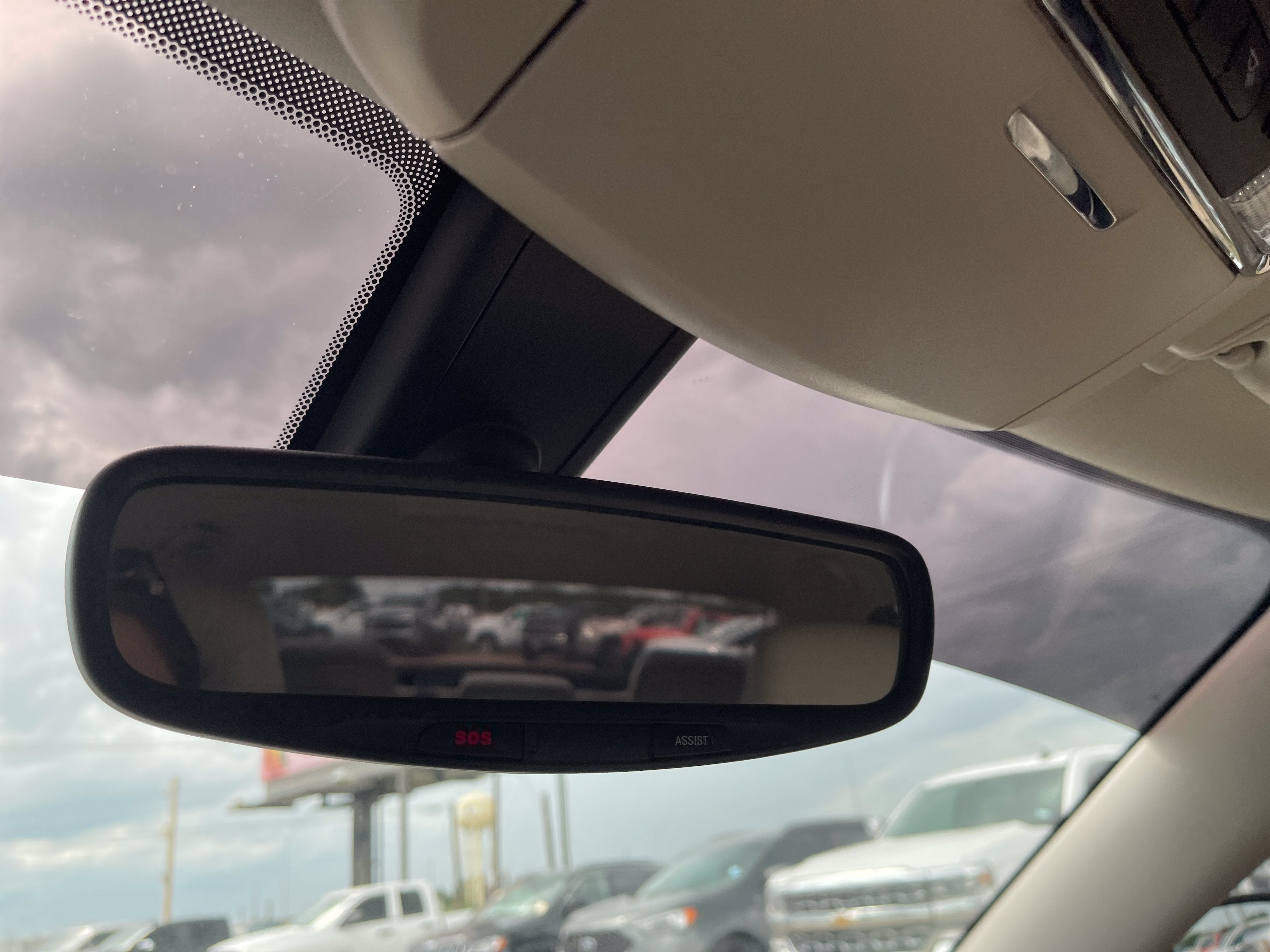 2023 Chrysler 300 Touring L