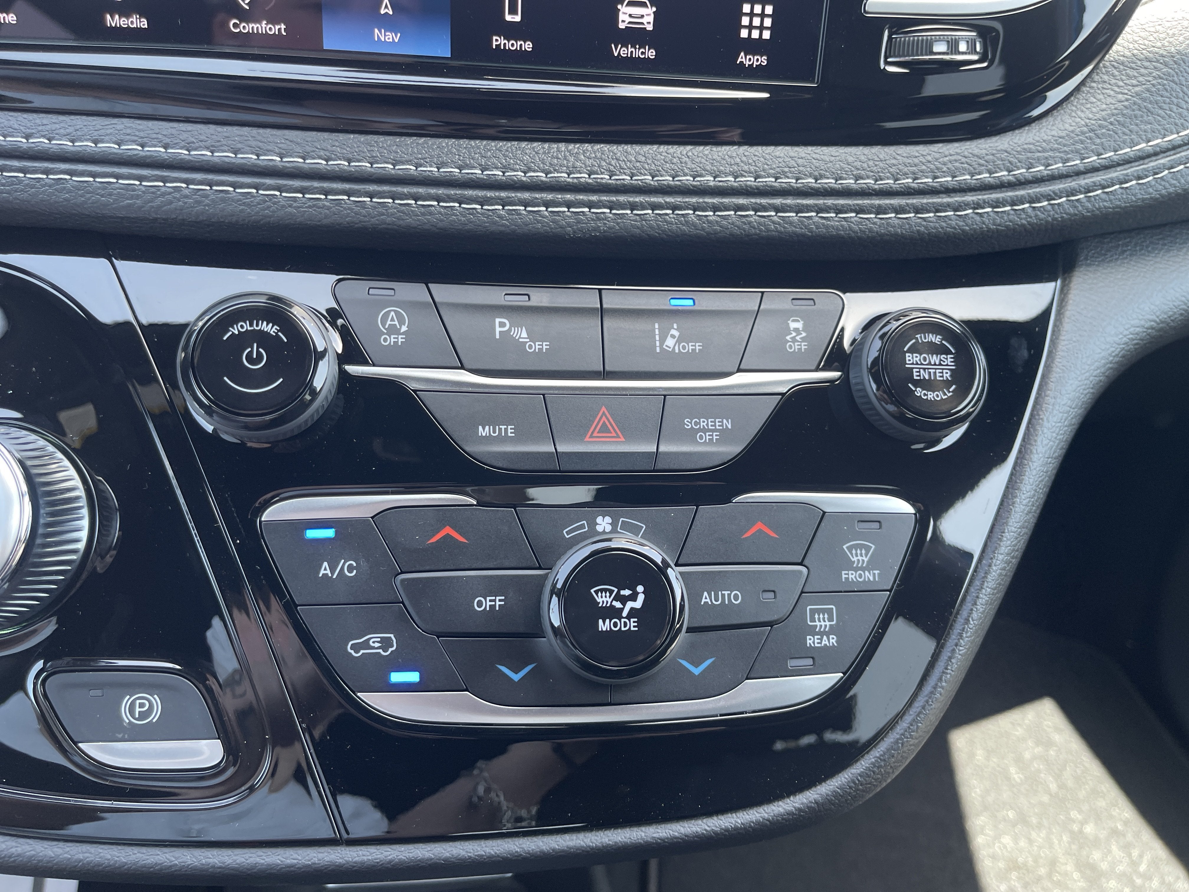 2027 Chrysler Pacifica Select