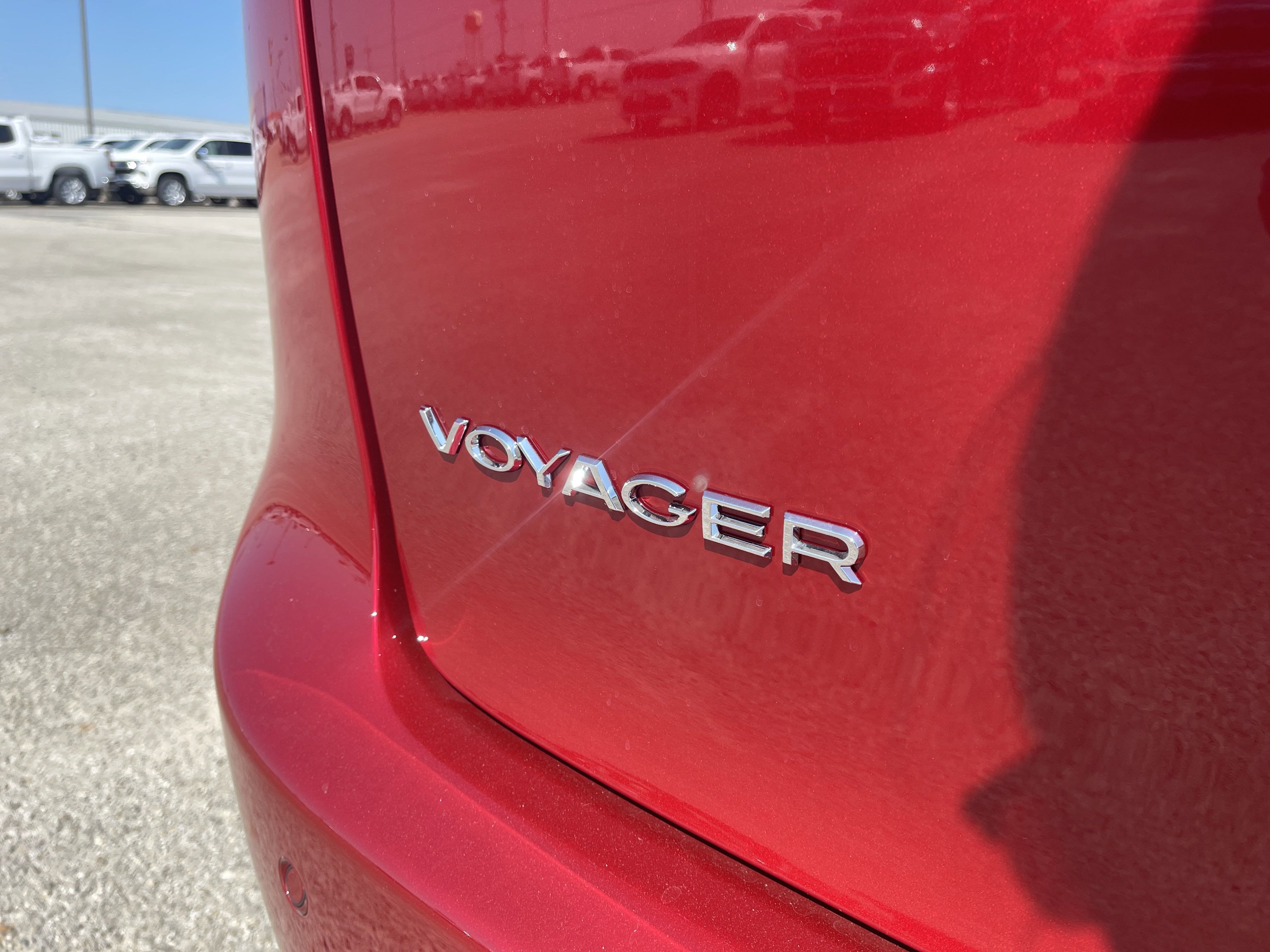 2026 Chrysler Voyager LX