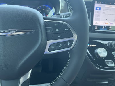 2026 Chrysler Voyager LX