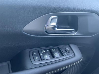 2026 Chrysler Voyager LX