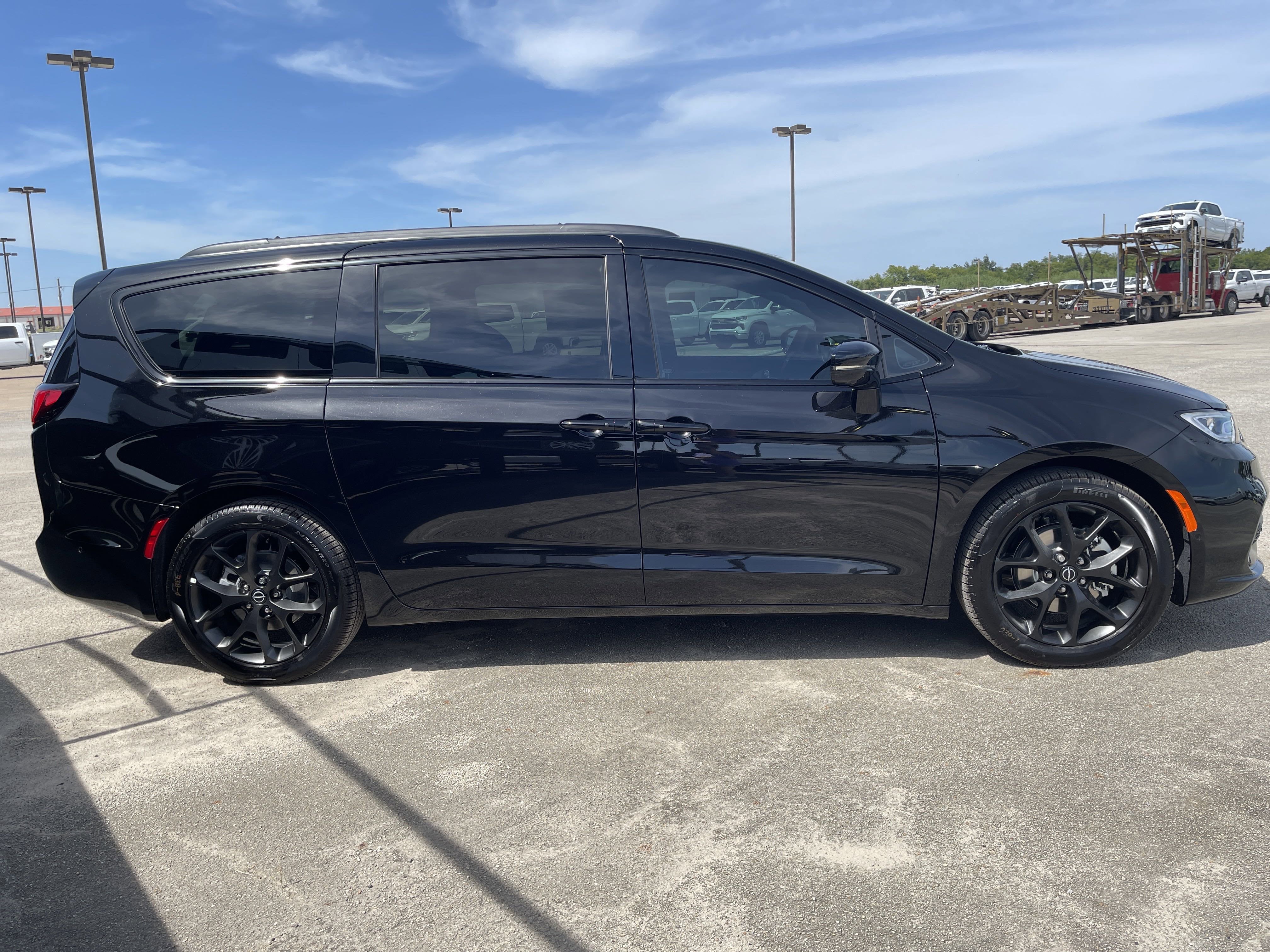 2025 Chrysler Pacifica Limited