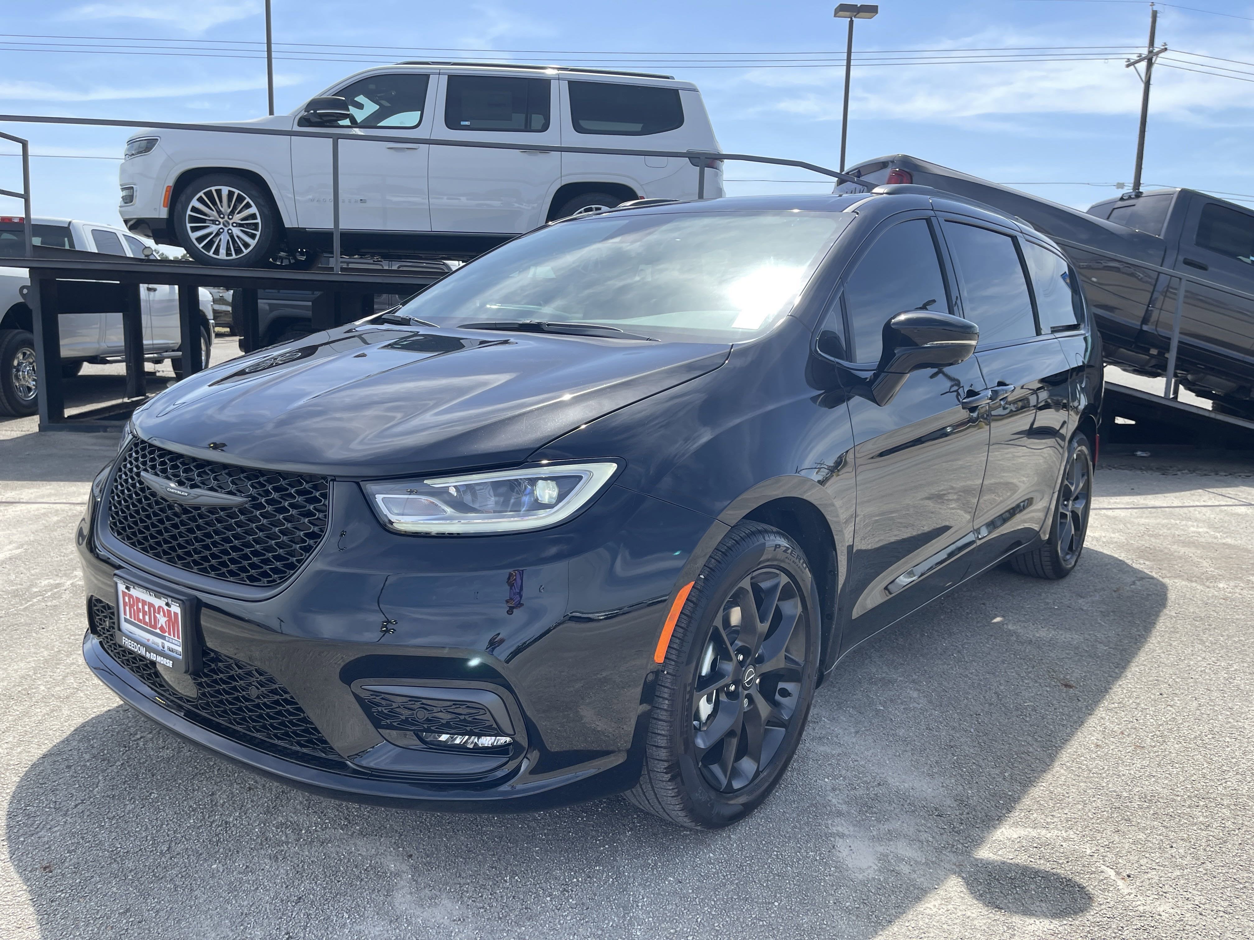 2025 Chrysler Pacifica Limited