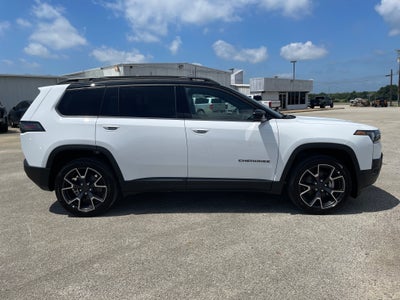 2026 Jeep Cherokee Overland