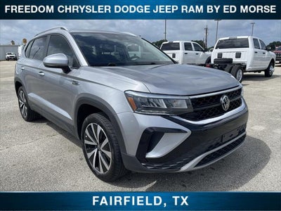 2023 Volkswagen Taos SE