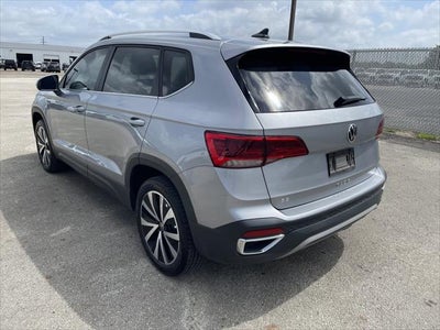 2023 Volkswagen Taos SE
