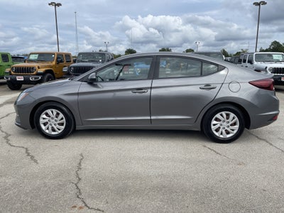2020 Hyundai Elantra SE