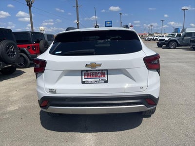 2025 Chevrolet Trax LT