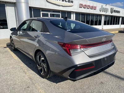 2025 Hyundai Elantra Limited