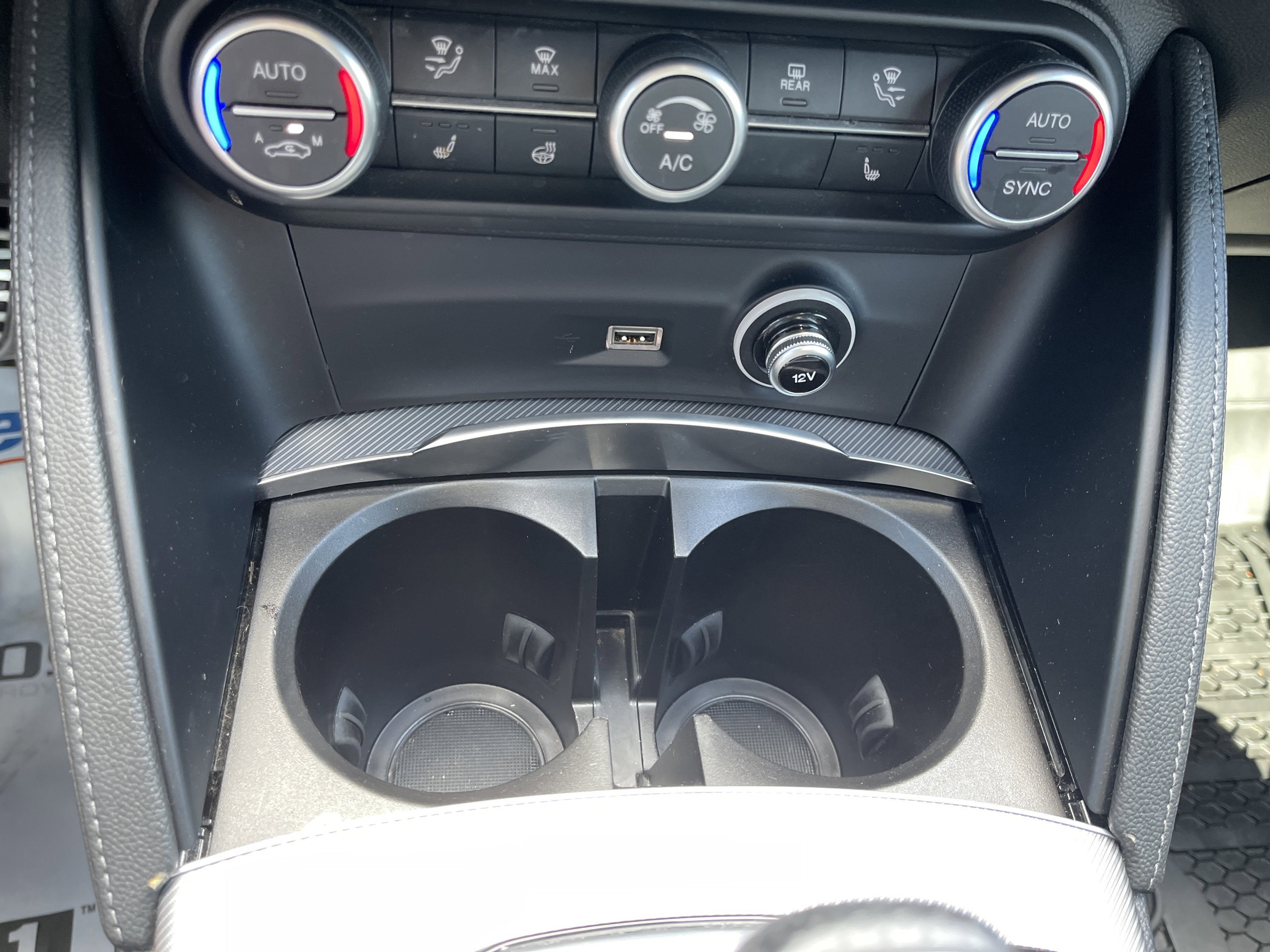 2022 Alfa Romeo Stelvio Veloce