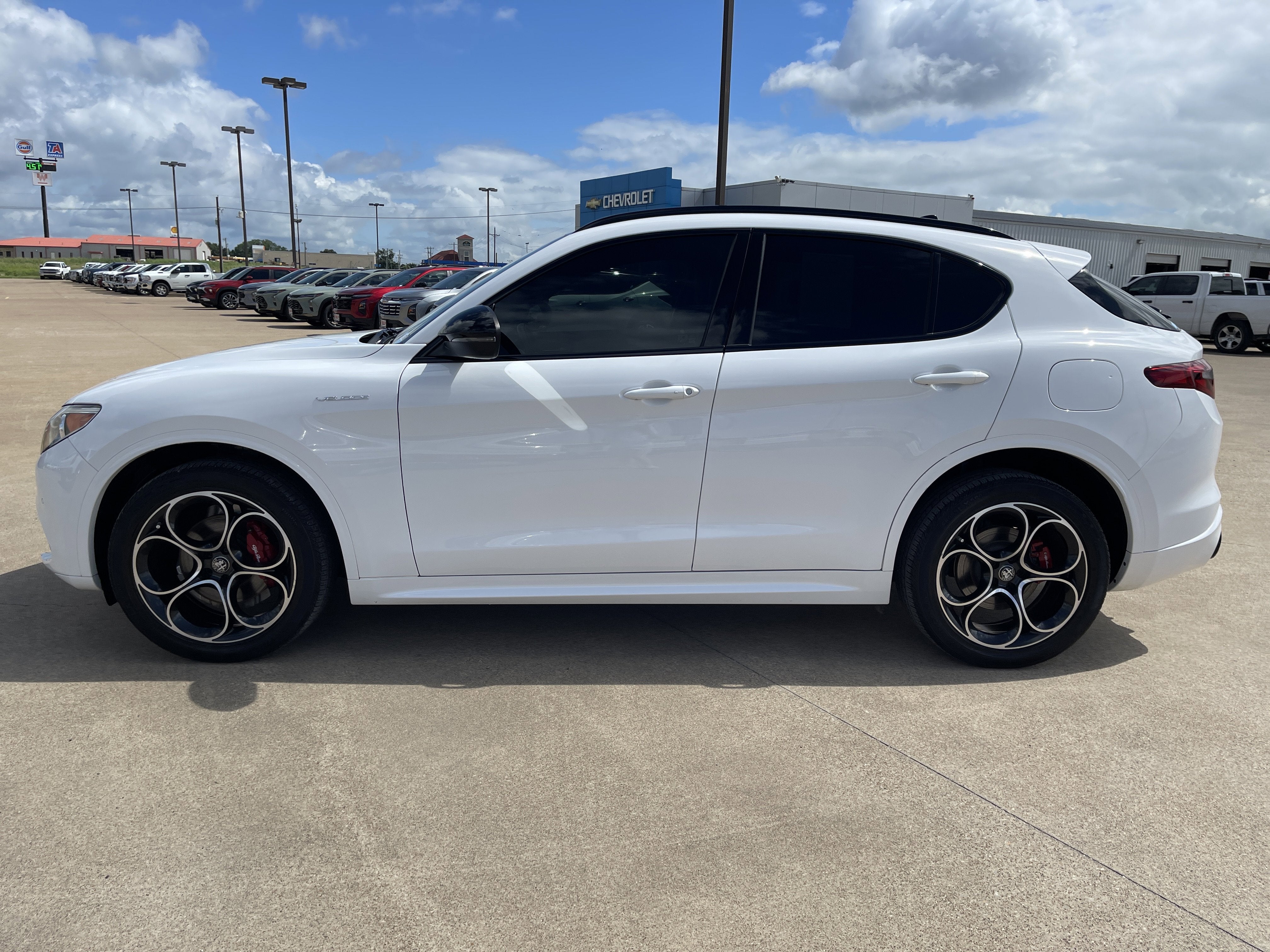 2022 Alfa Romeo Stelvio Veloce