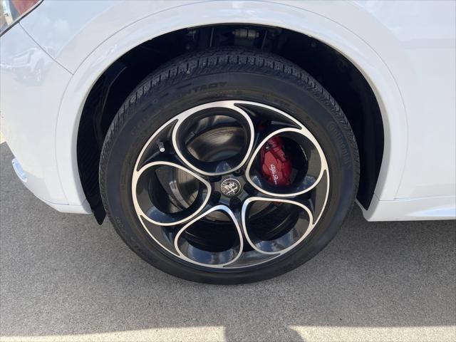 2022 Alfa Romeo Stelvio Veloce
