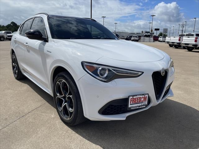 2022 Alfa Romeo Stelvio Veloce