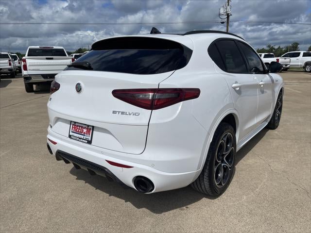 2022 Alfa Romeo Stelvio Veloce