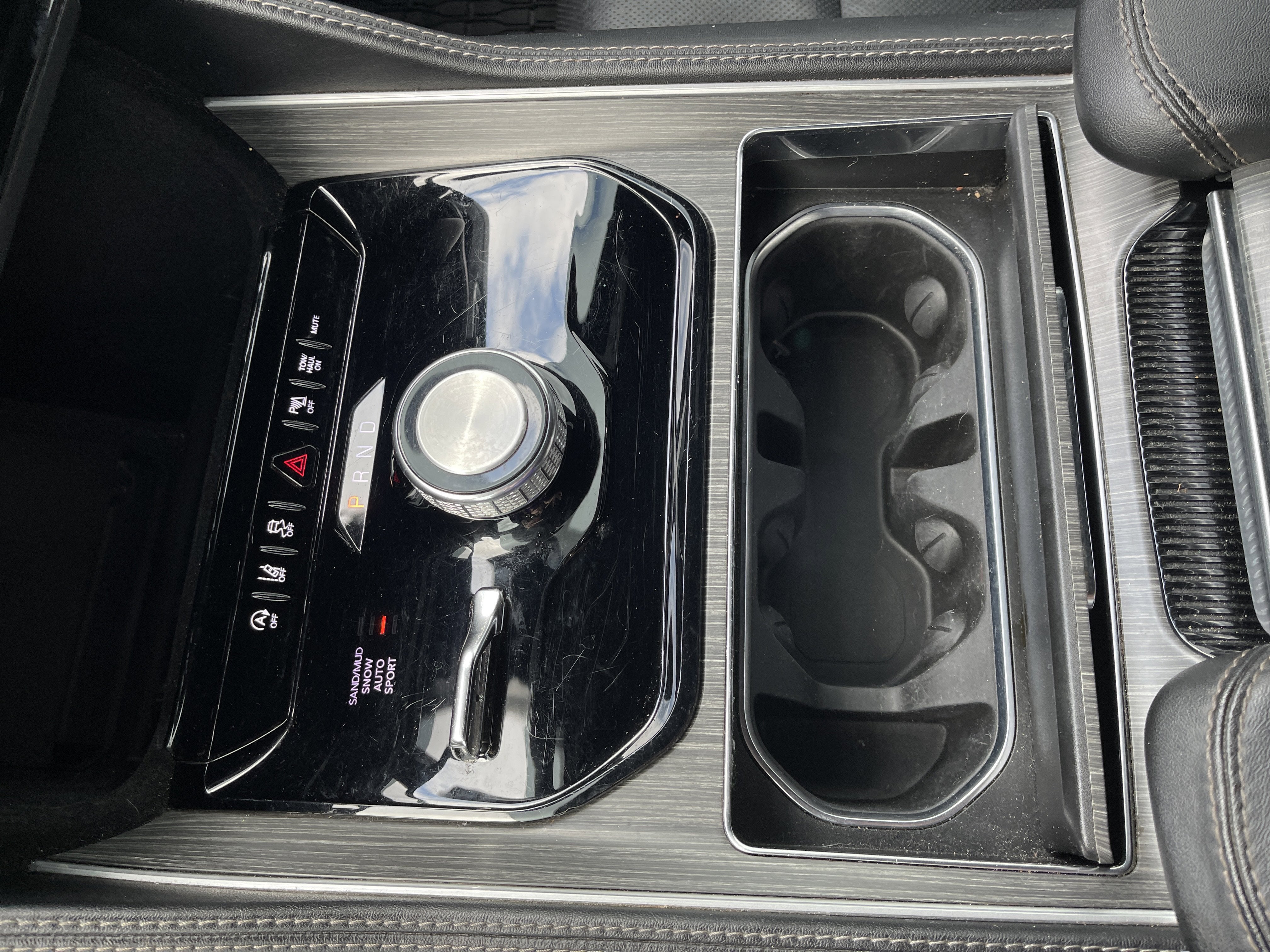 2023 Jeep Wagoneer L Series II