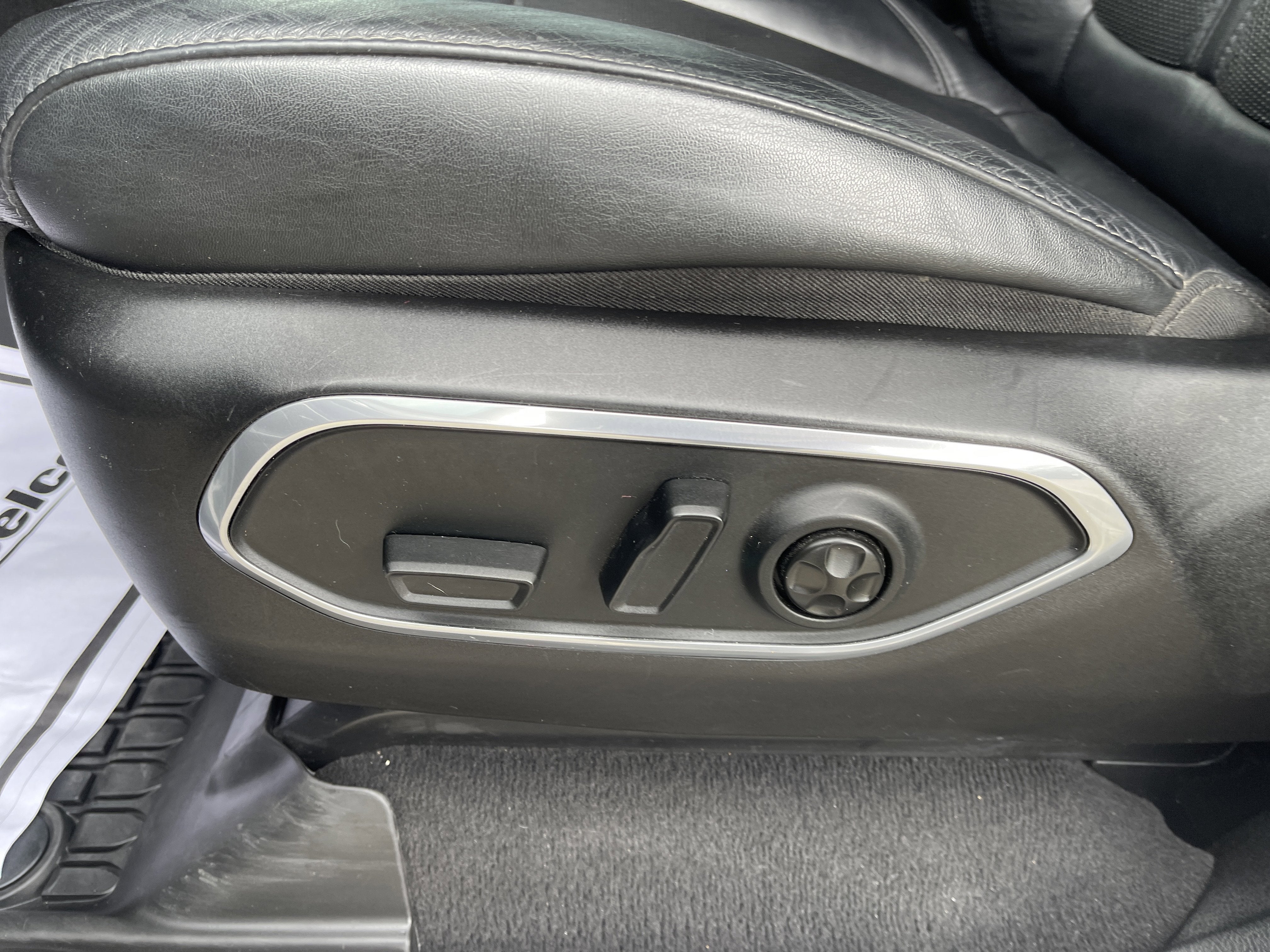 2023 Jeep Wagoneer L Series II