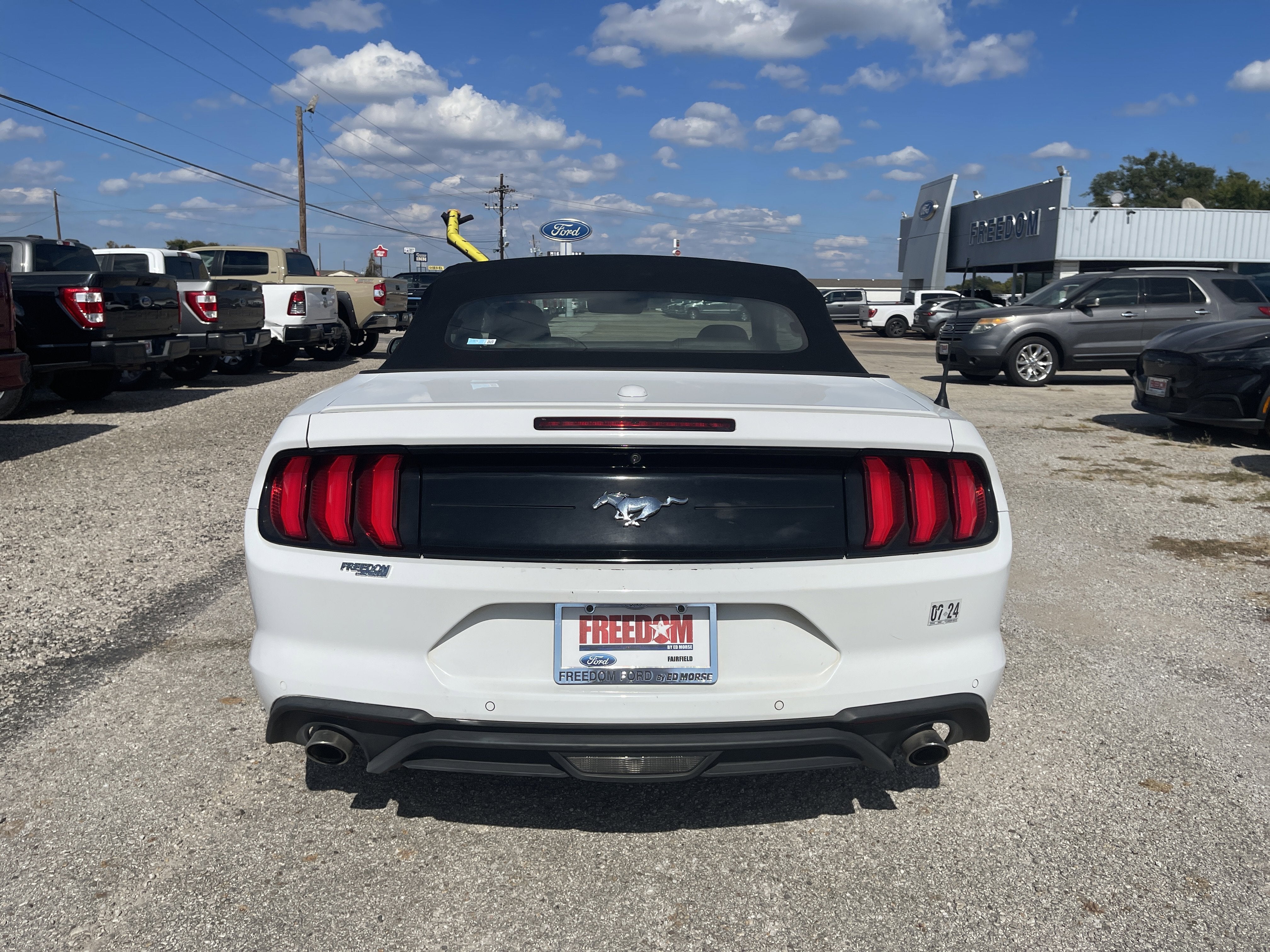 2022 Ford Mustang EcoBoost