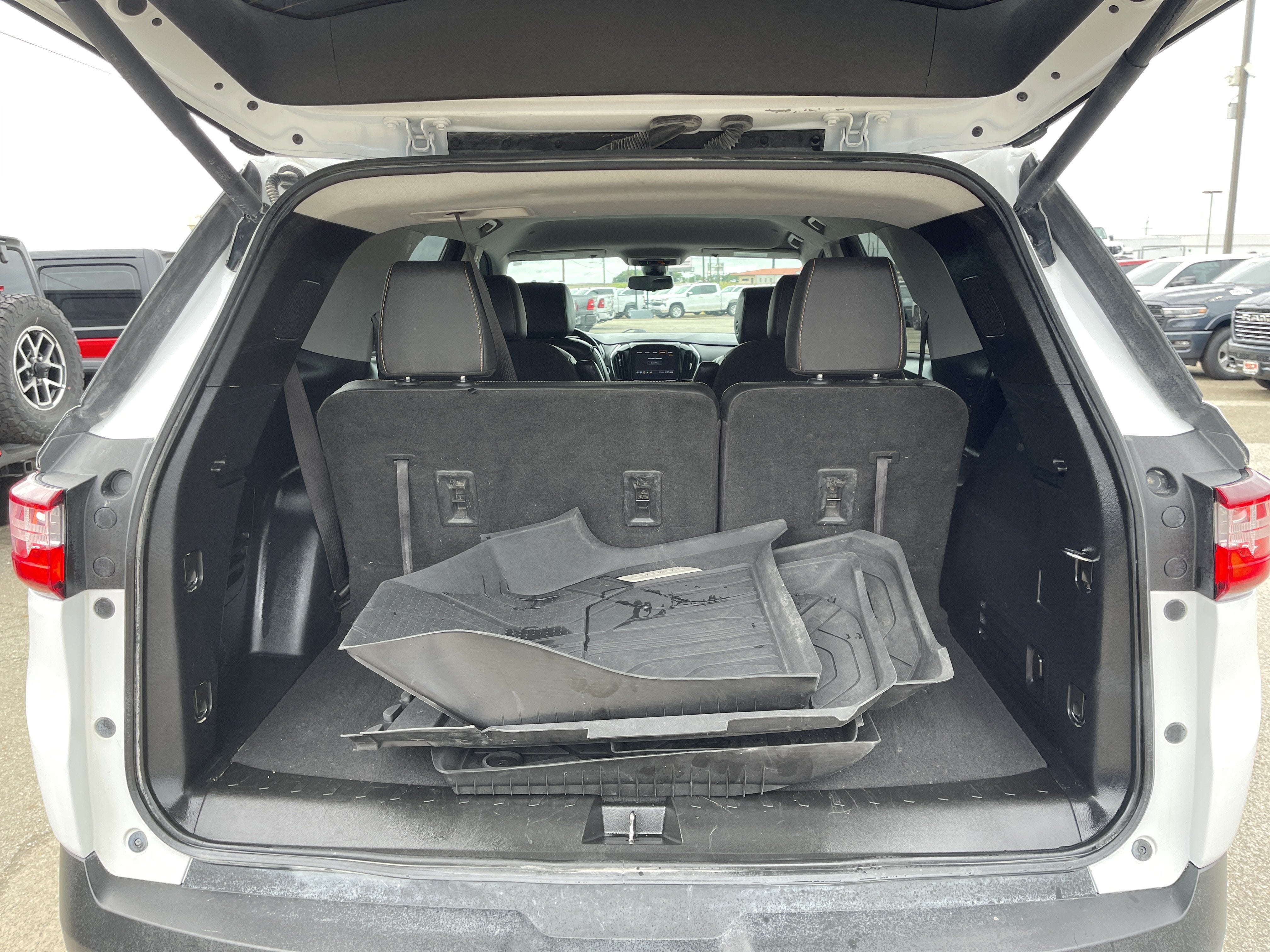 2021 Chevrolet Traverse RS