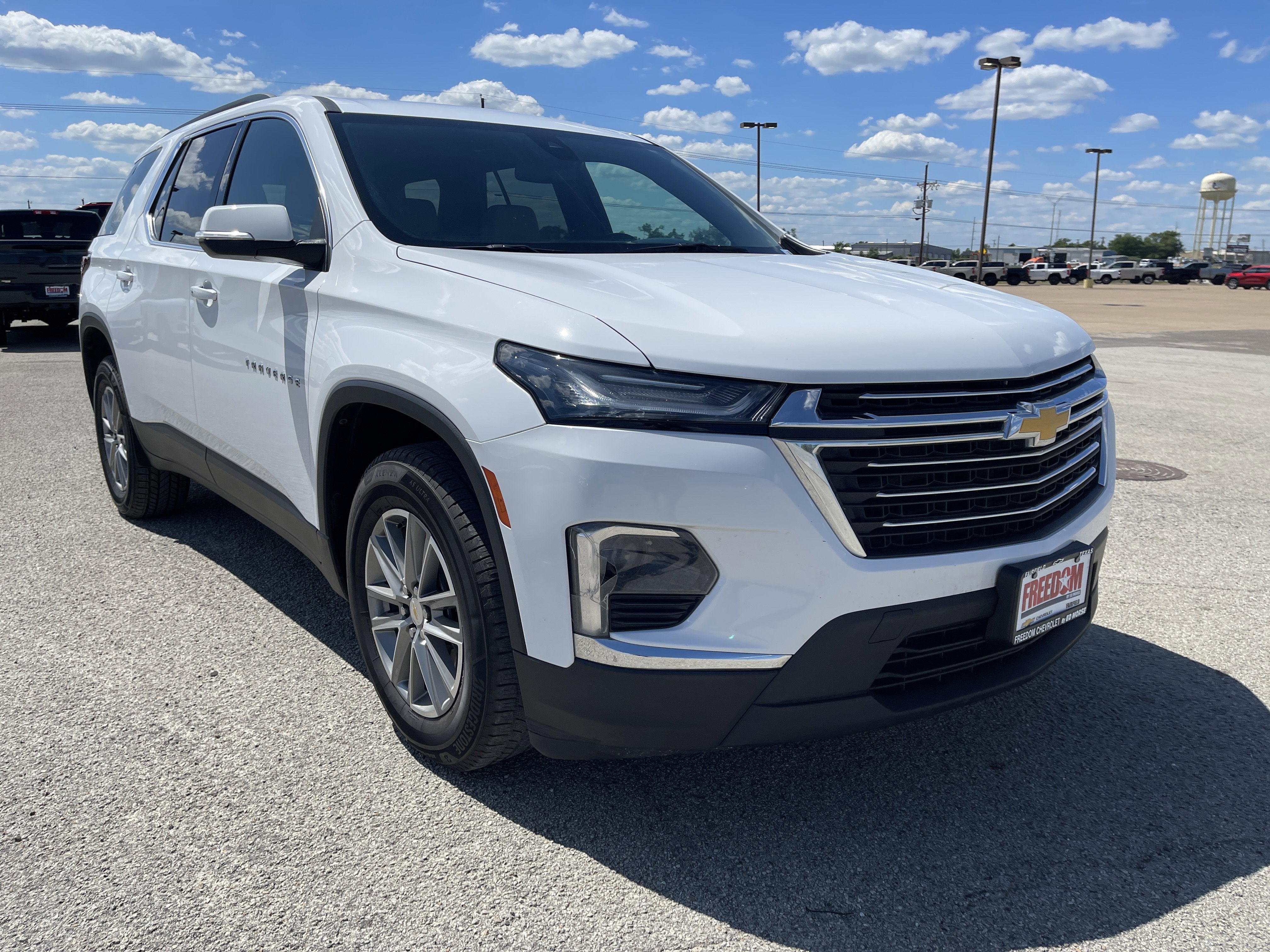 2023 Chevrolet Traverse 2FL